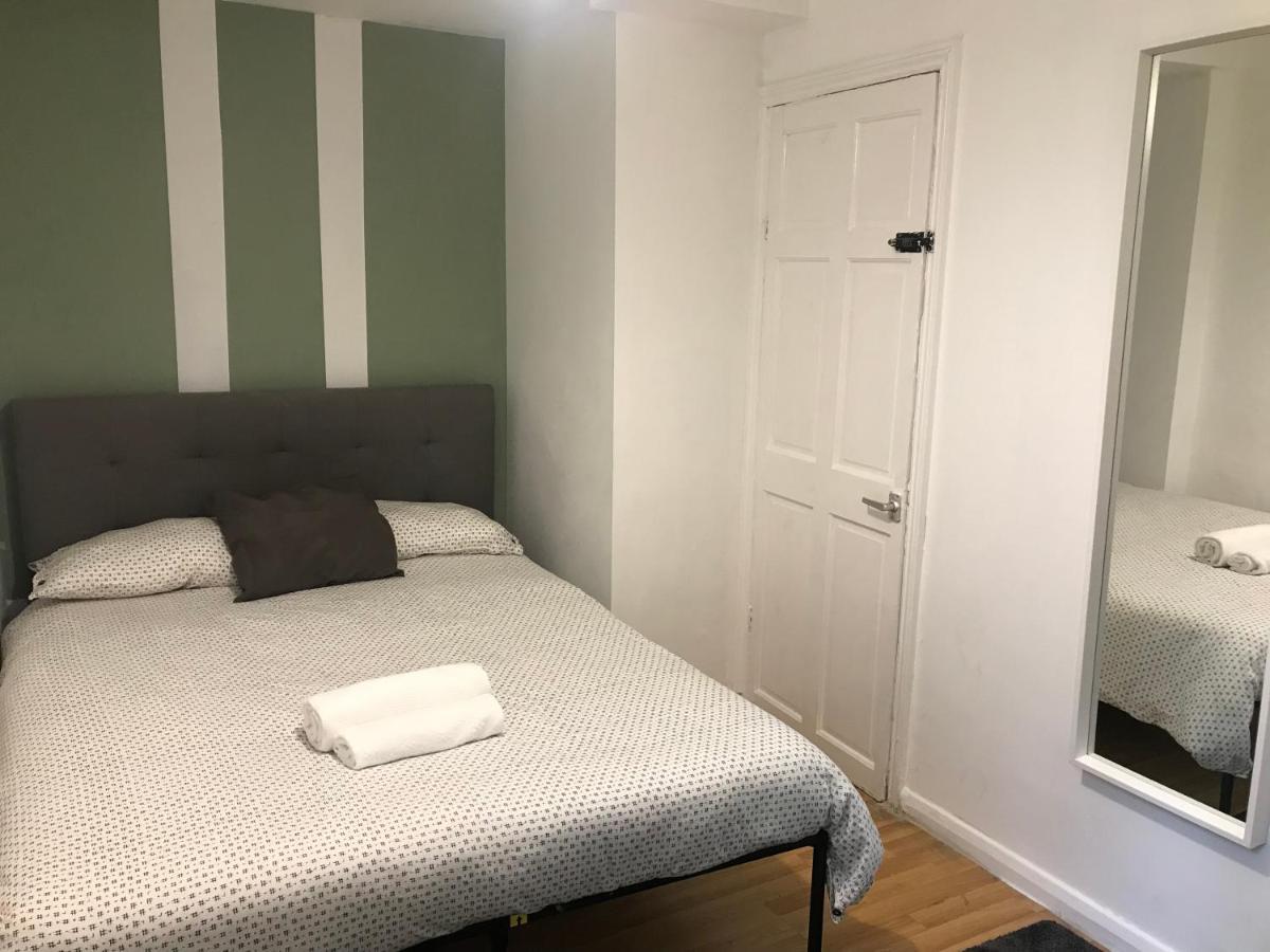 لندن Lovely Budget Double Ensuite In Bricklane المظهر الخارجي الصورة