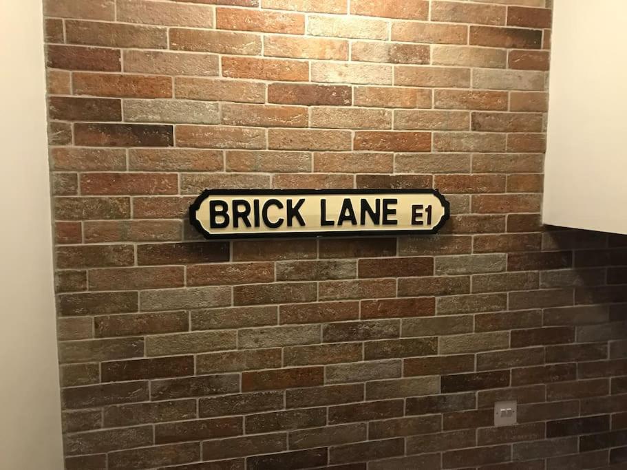لندن Lovely Budget Double Ensuite In Bricklane المظهر الخارجي الصورة